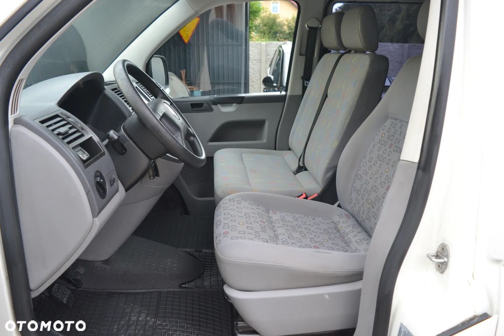 Volkswagen Transporter - 8