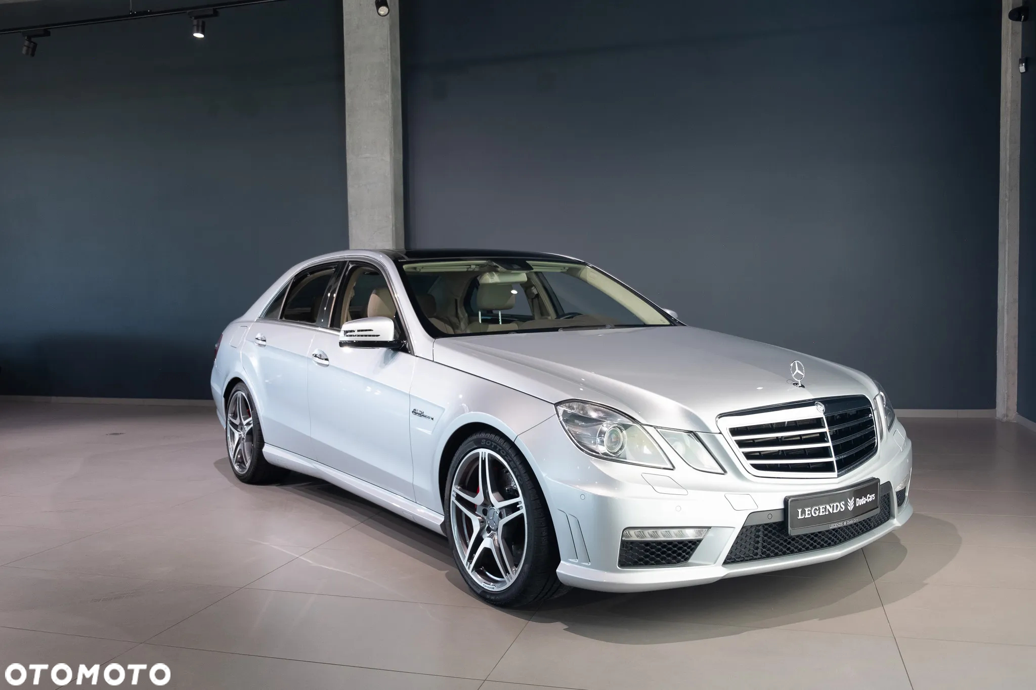 Mercedes-Benz Klasa E 63 AMG - 7