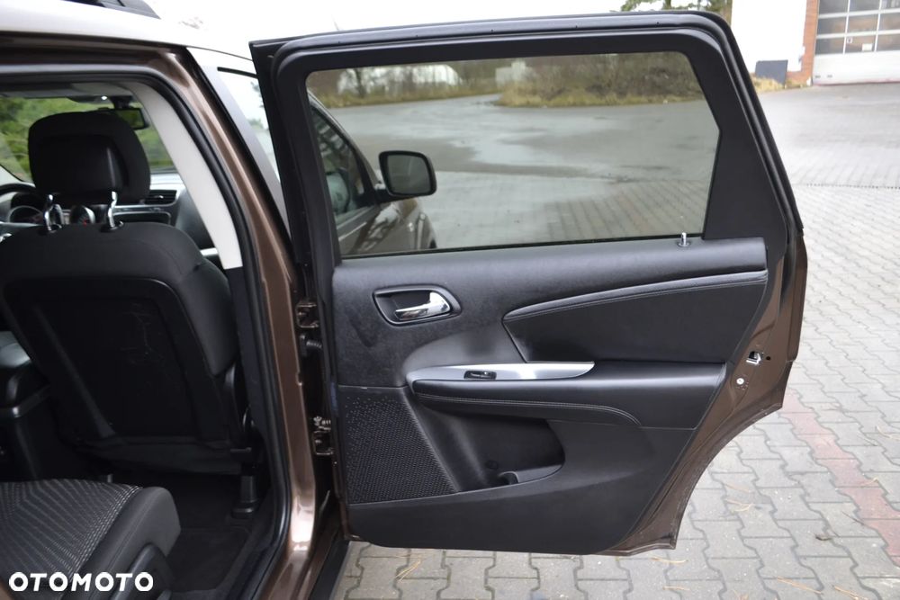 Fiat Freemont 2.0 Multijet Urban - 17