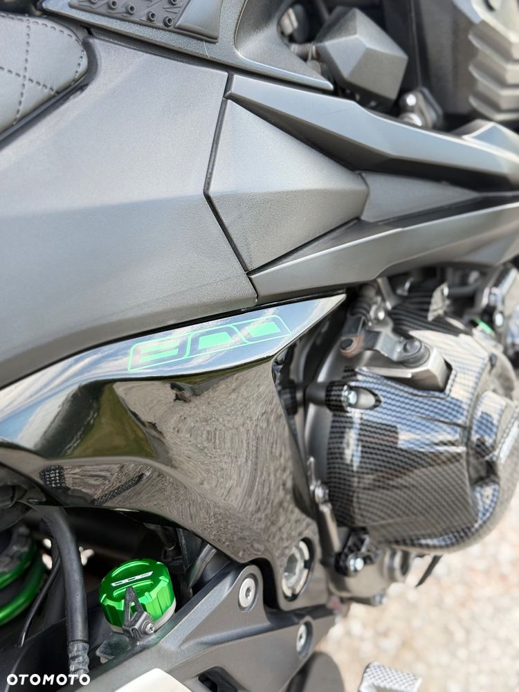 Kawasaki Z - 7