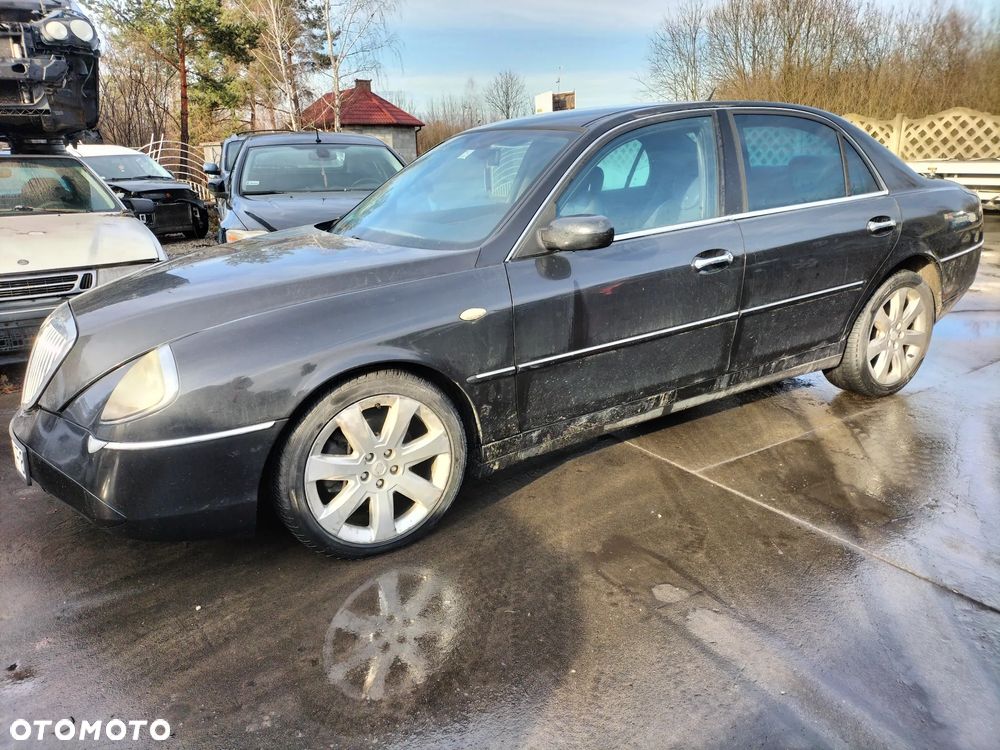 LAMPA TYŁ TYLNA LEWA PRAWA LANCIA THESIS 01-09r 2.4 JTD - 8