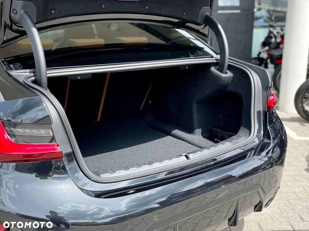 BMW Seria 3 - 9
