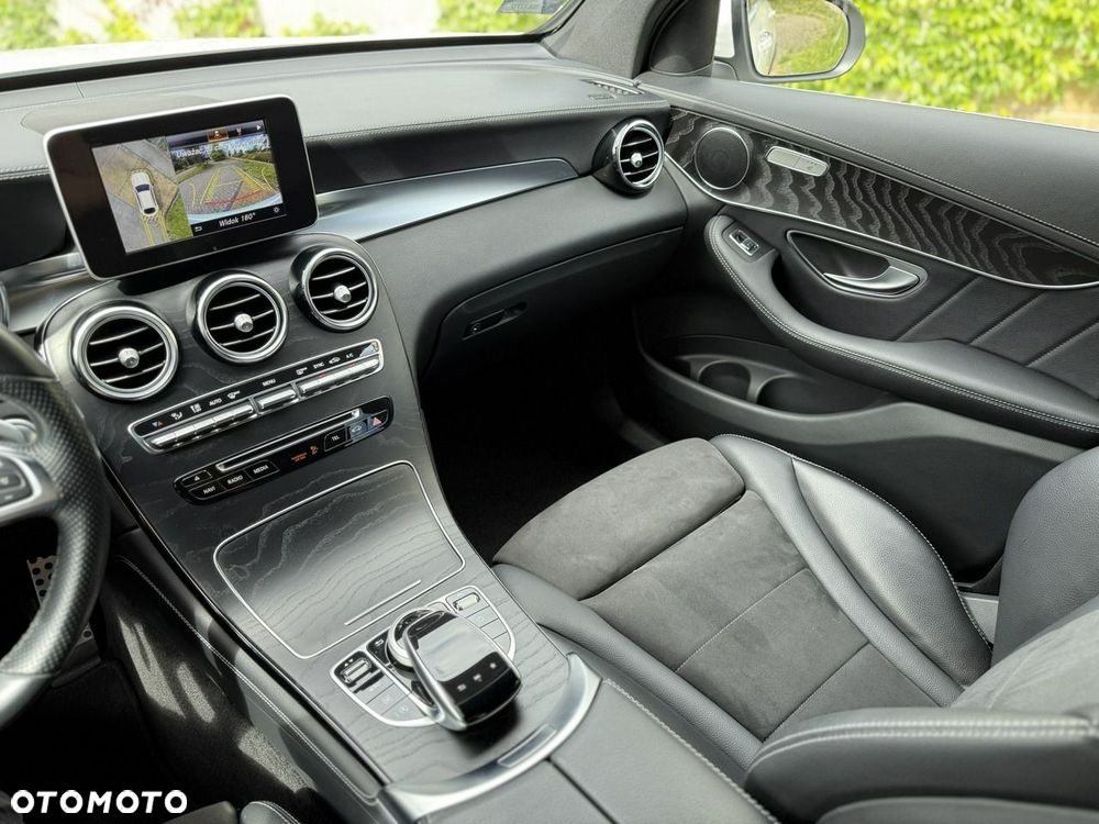 Mercedes-Benz GLC 220 d 4Matic 9G-TRONIC - 21