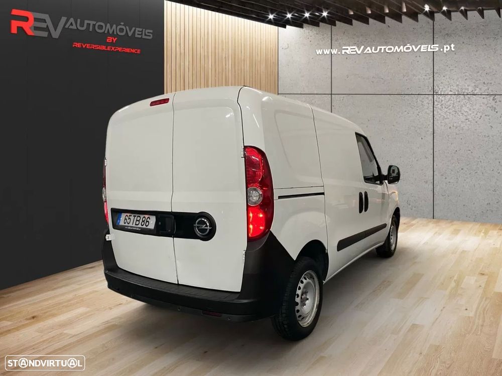 Opel Combo 1.3 JTD Iva dedutivel - 3