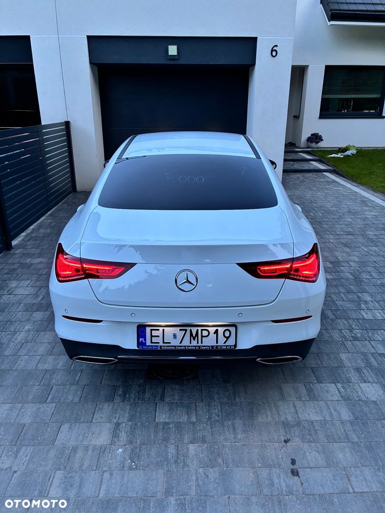 Mercedes-Benz CLA 180 - 4