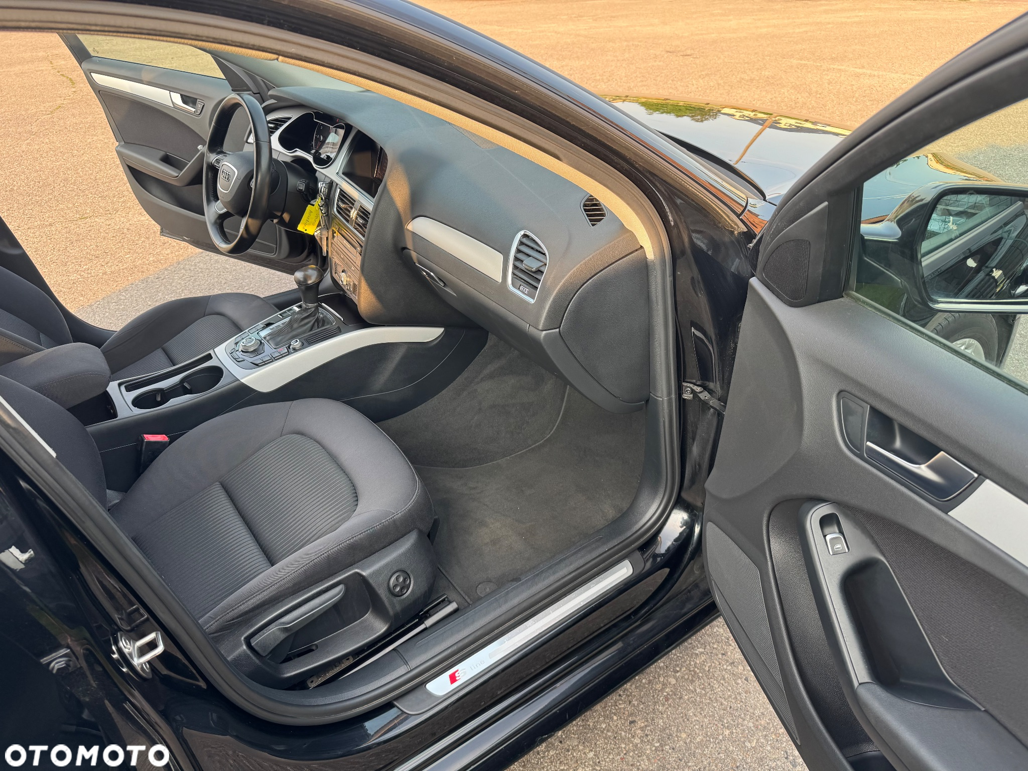 Audi A4 Avant 2.0 TDI DPF clean diesel multitronic S line Sportpaket - 20
