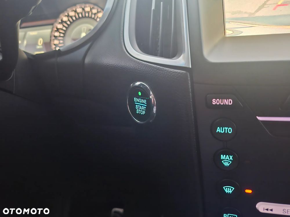 Ford Edge 2.0 TDCi Bi-Turbo 4x4 Sport - 36