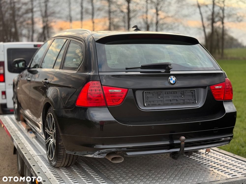 BMW Seria 3 318d DPF - 18