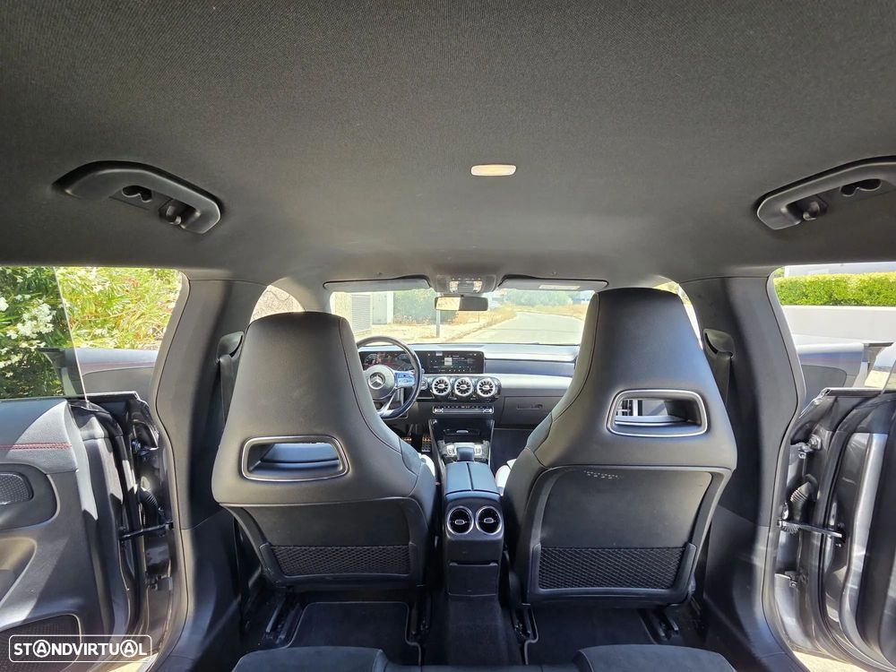 Mercedes-Benz CLA 220 d Shooting Brake AMG Line Aut. - 11