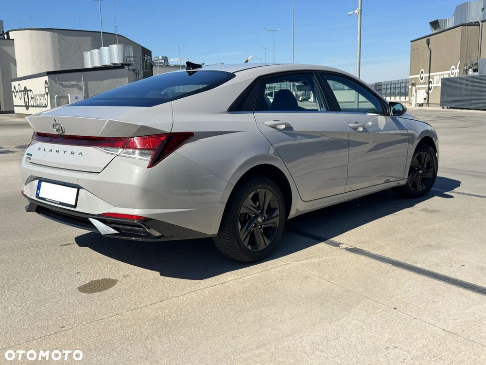 Hyundai Elantra 1.6 Smart CVT - 7
