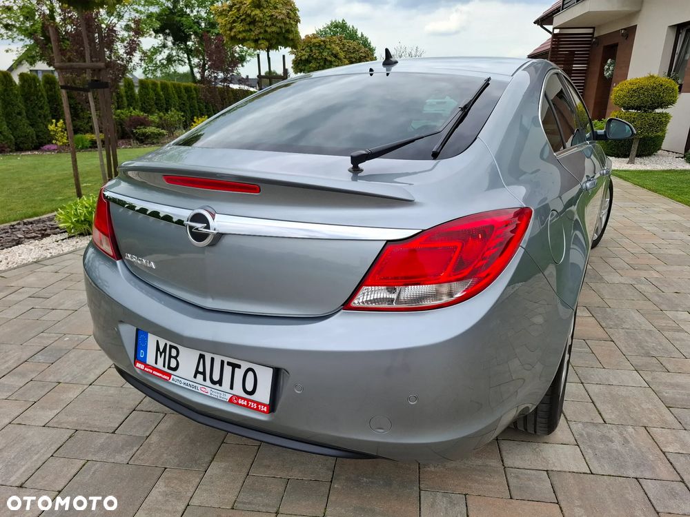 Opel Insignia 1.8 Design Edition - 18