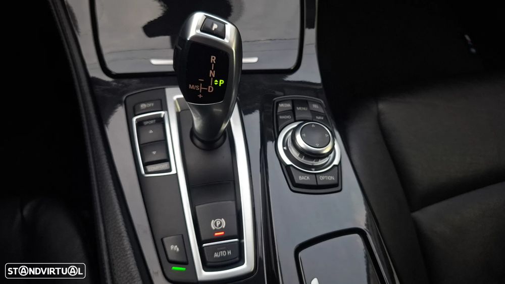 BMW 520 d Line Luxury Auto - 27