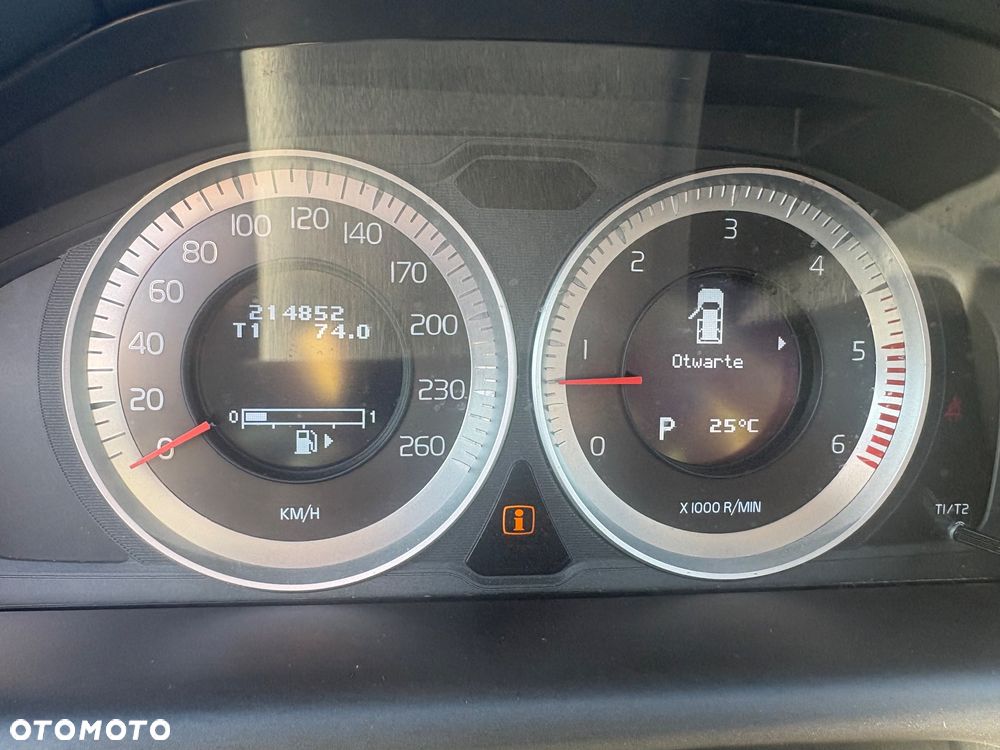 Volvo XC 60 2.4D AWD Momentum - 16