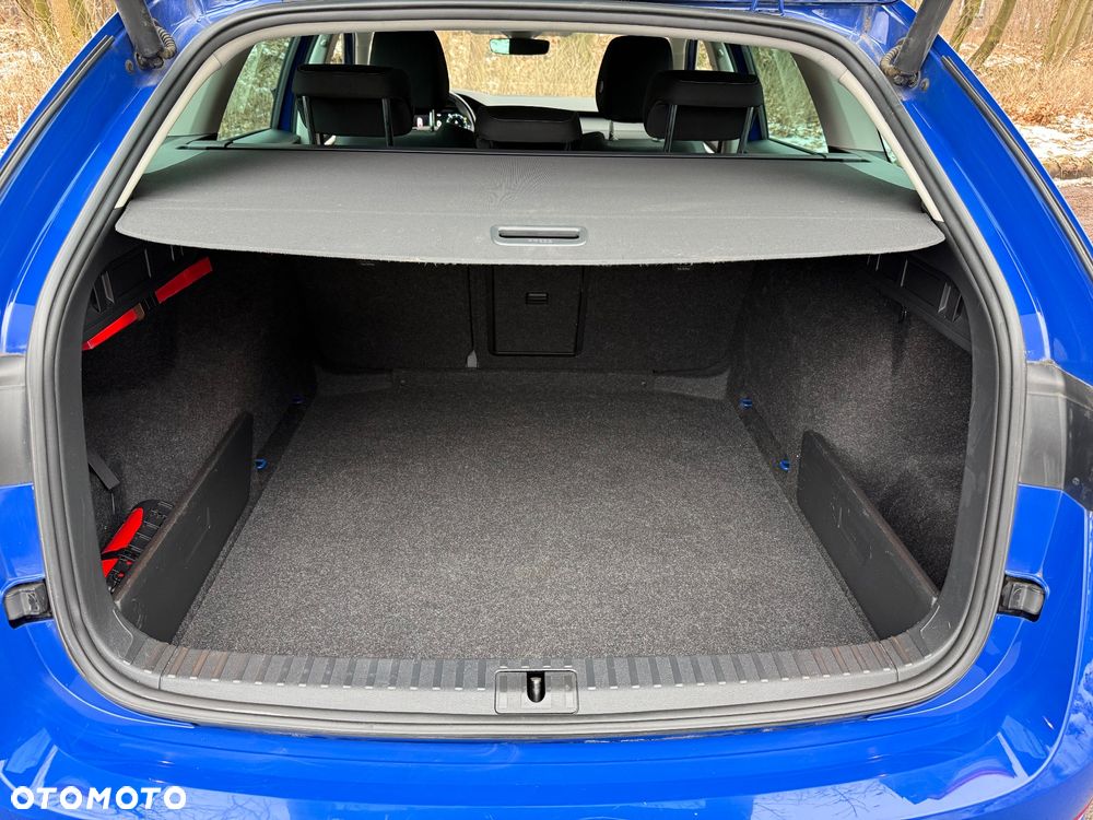 Skoda Octavia 2.0 TDI Ambition DSG - 19