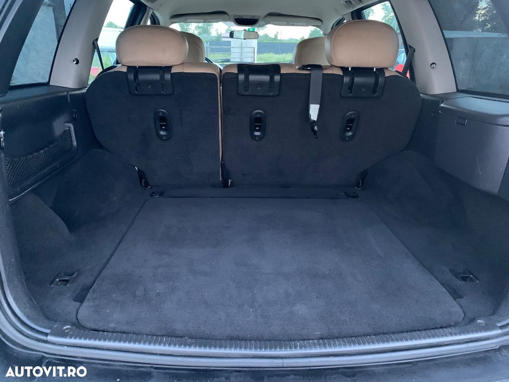 Jeep Grand Cherokee - 20