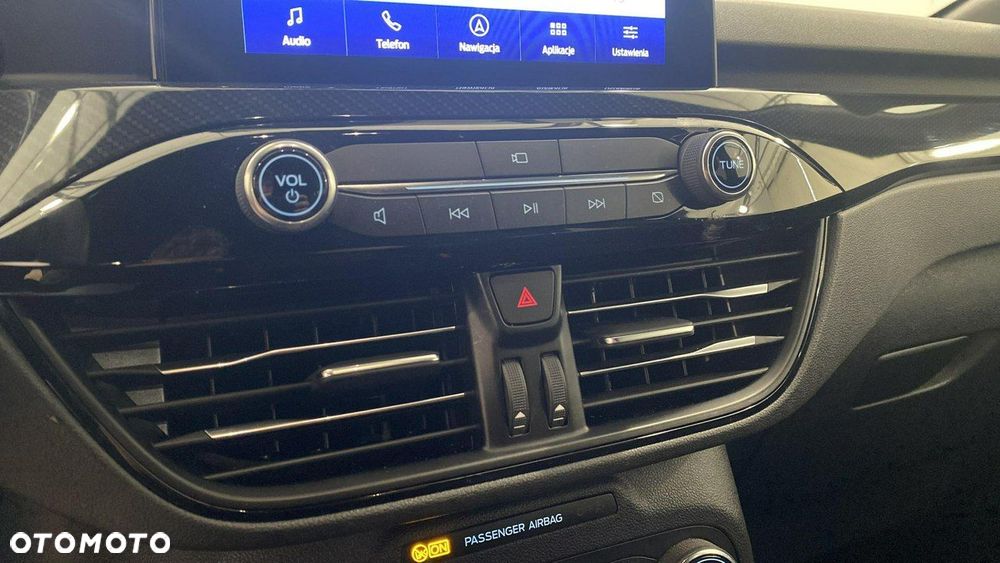 Ford Kuga - 21