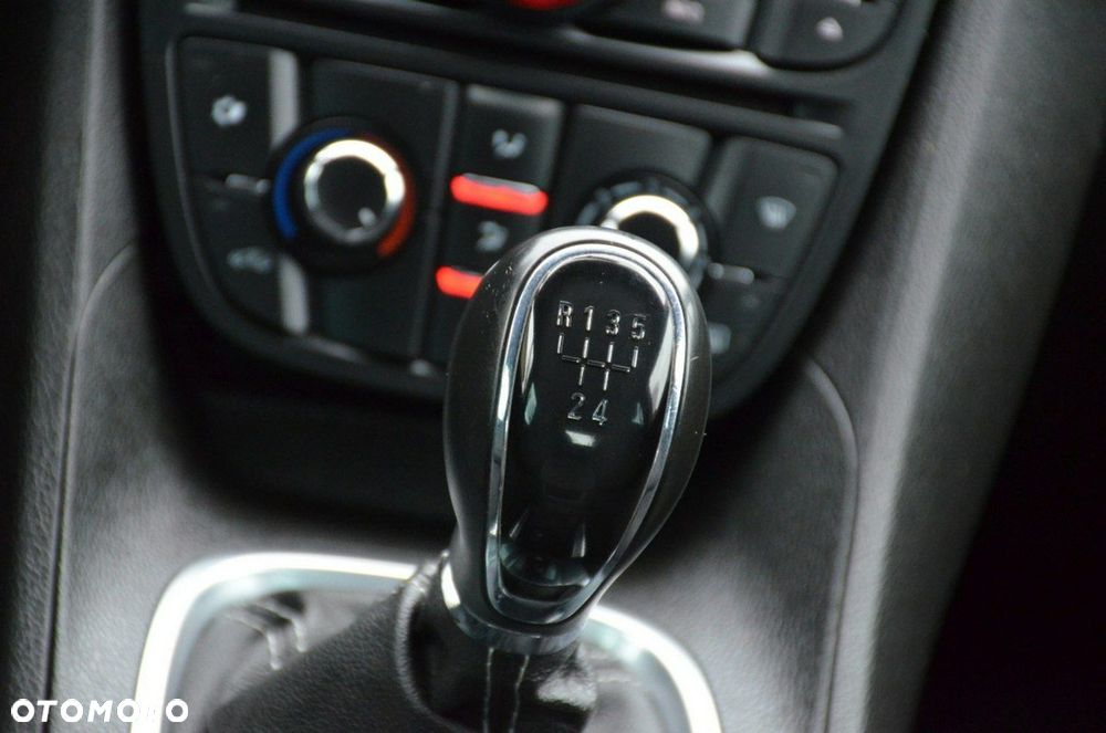 Opel Meriva - 32
