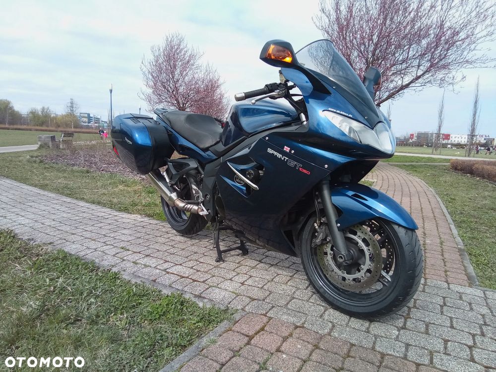 Triumph Sprint - 1
