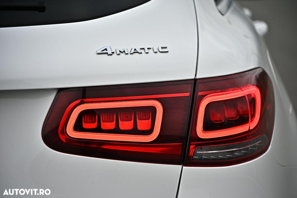 Mercedes-Benz GLC 300 e 4MATIC - 9