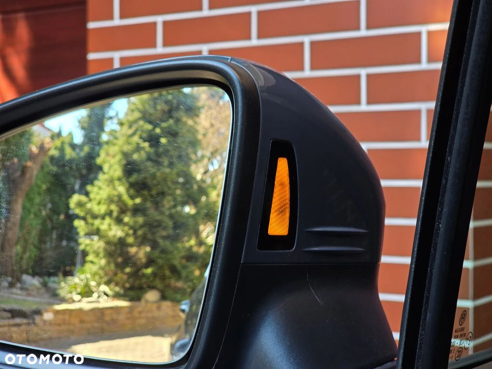 Volkswagen Tiguan 2.0 TDI SCR 4Mot Life DSG - 26