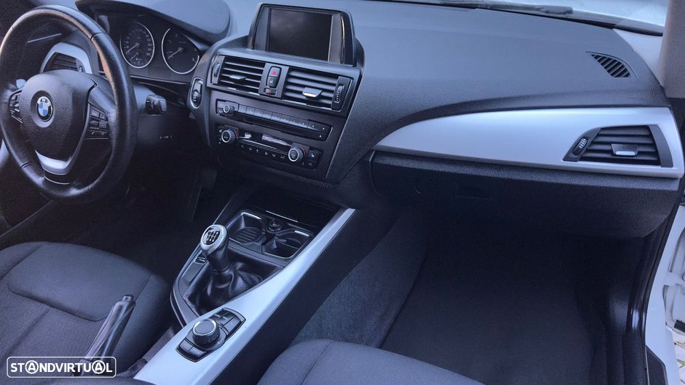 BMW 116 d EfficientDynamics Edition Sport Line - 23