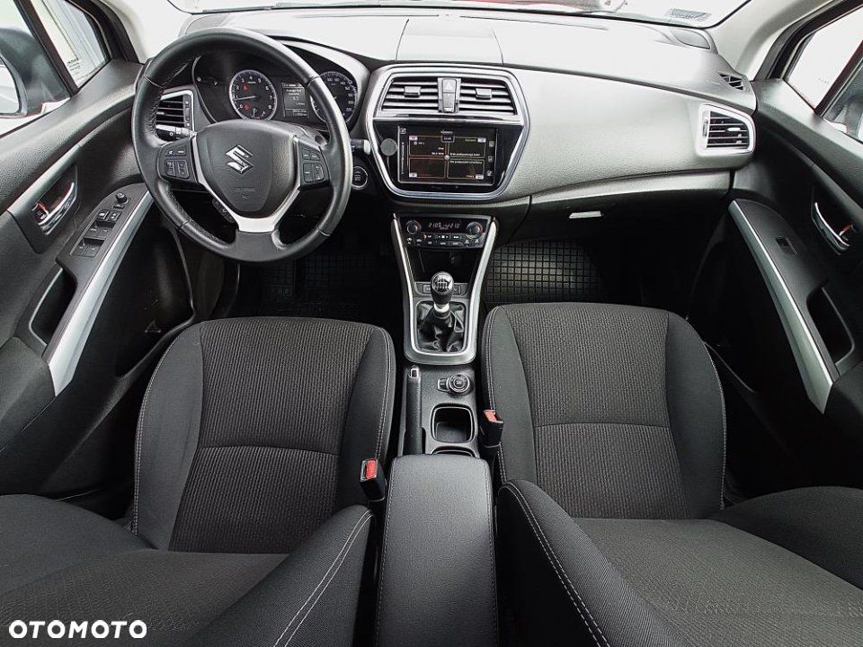 Suzuki SX4 S-Cross - 16