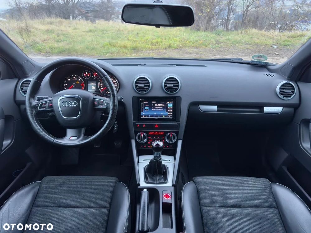 Audi A3 Sportback 2.0 TDI DPF quattro S line Sportpaket - 10