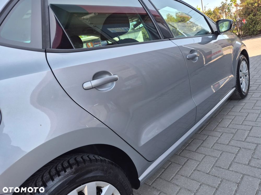 Volkswagen Polo 1.6 TDI Life - 23