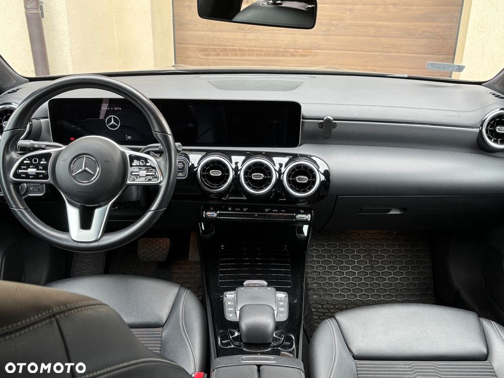 Mercedes-Benz CLA - 2