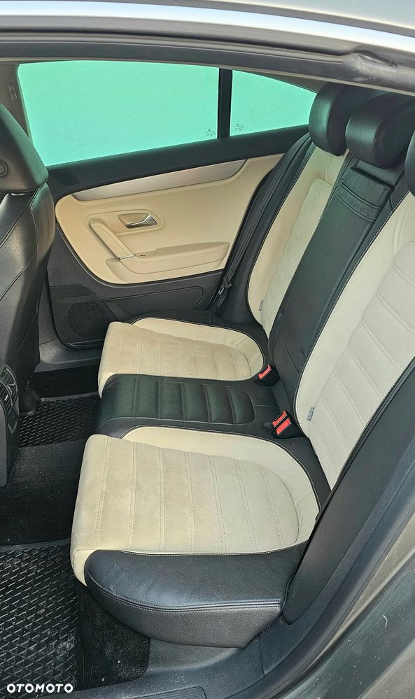 Volkswagen Passat CC 2.0 TDI 4Motion DSG BlueMotion Technolog Exclusive - 10