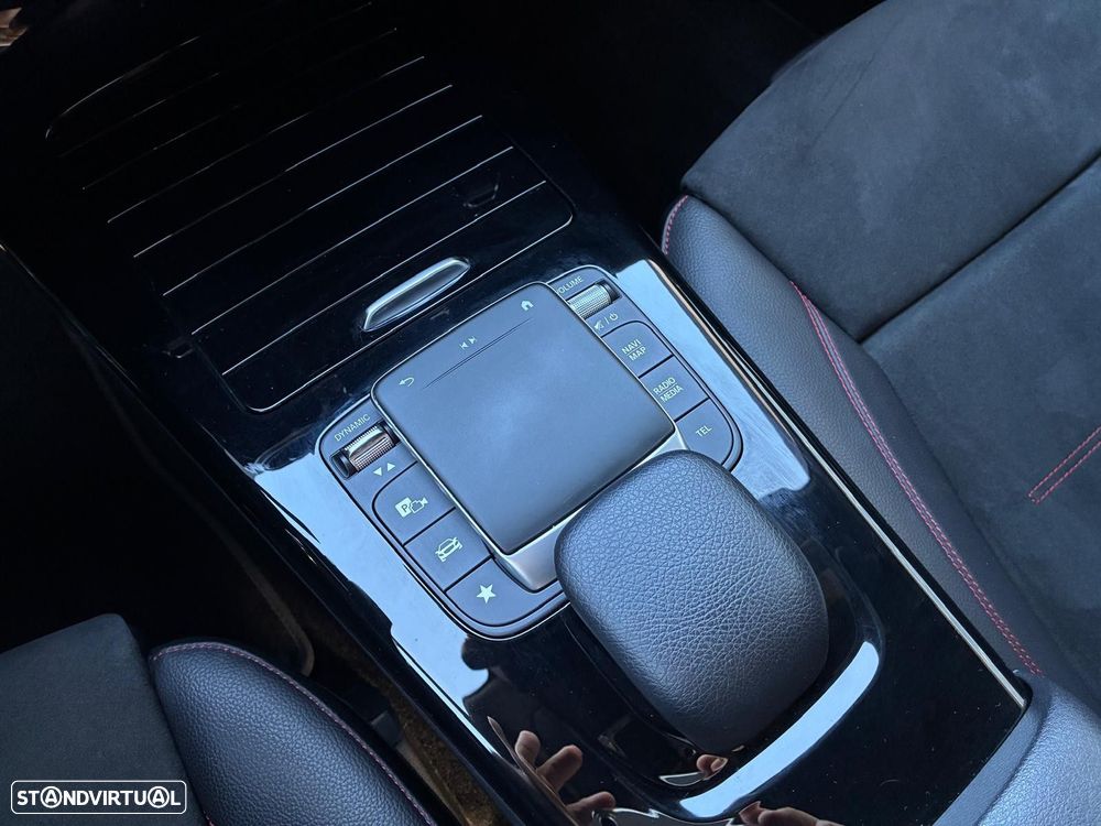 Mercedes-Benz A 250 - 24