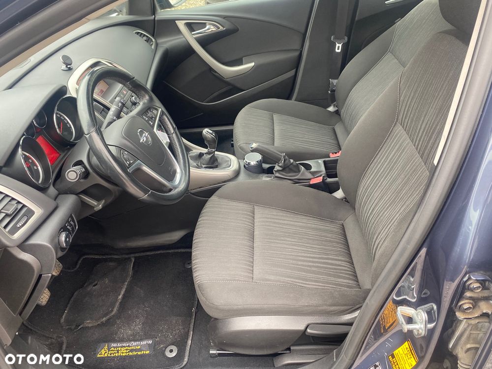 Opel Astra 1.4 Turbo Design Edition - 22