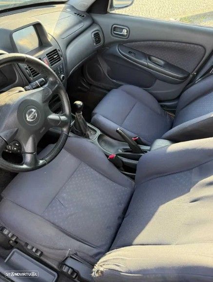 Nissan Almera - 7