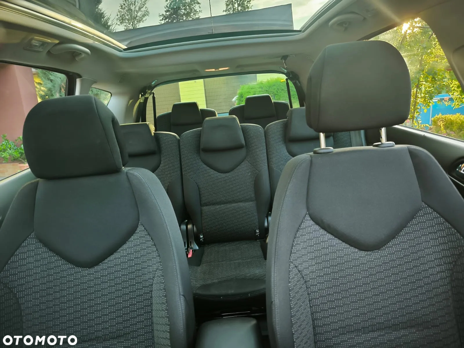 Peugeot 308 HDi FAP 110 Premium - 8