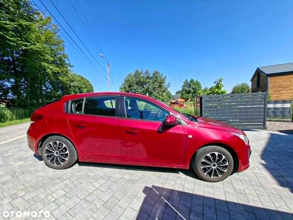 Chevrolet Cruze - 4