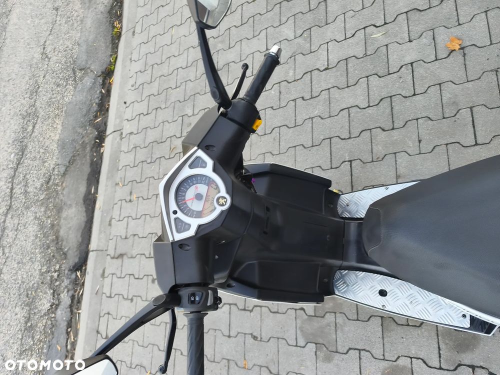 Peugeot Speedfight - 32