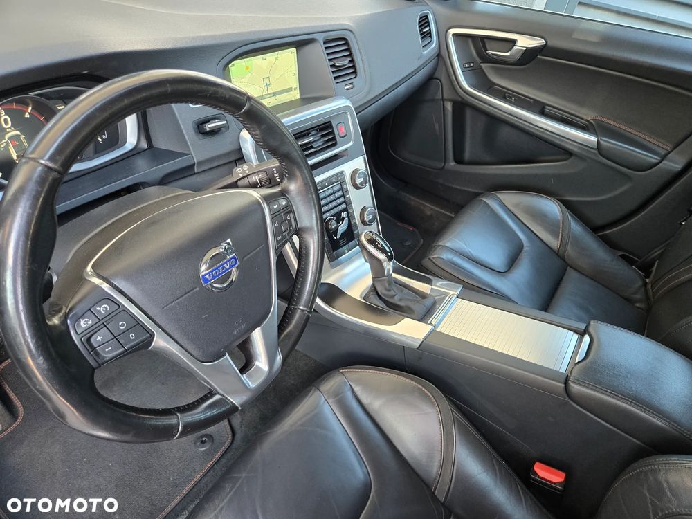 Volvo V60 D3 Geartronic Linje Business - 12