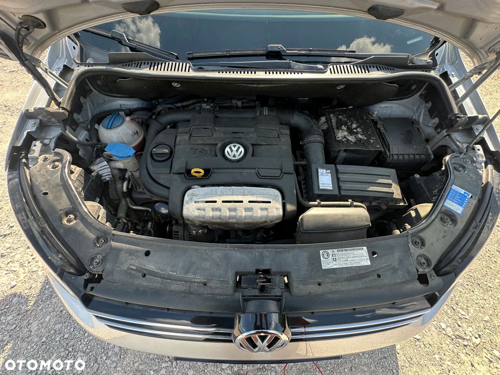 Volkswagen Touran - 36
