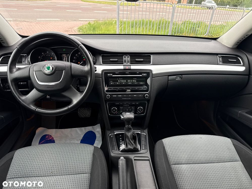 Skoda Superb 3.6 FSI 4x4 Comfort DSG - 13