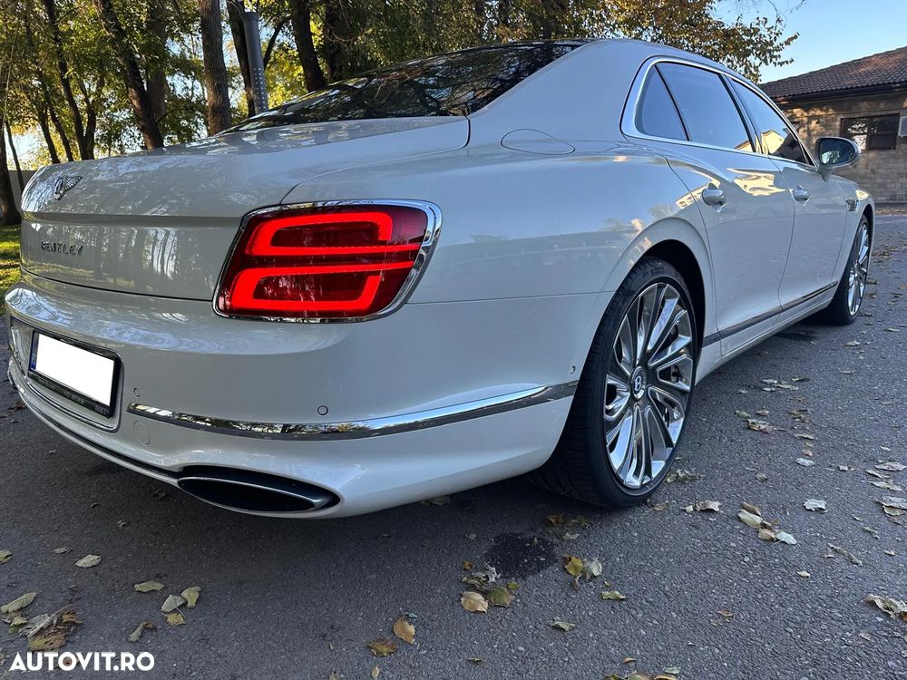 Bentley Flying Spur - 3