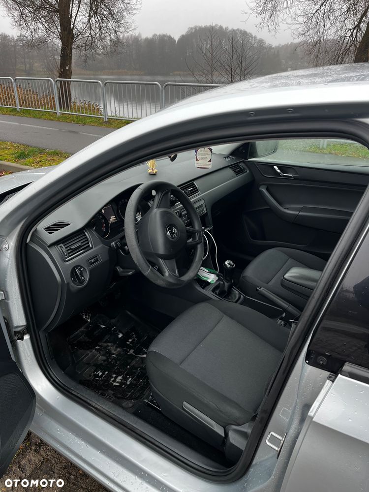 Skoda RAPID 1.6 TDI DPF Active - 4