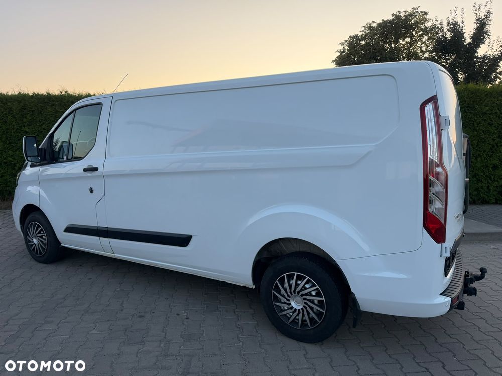 Ford Transit Custom - 12
