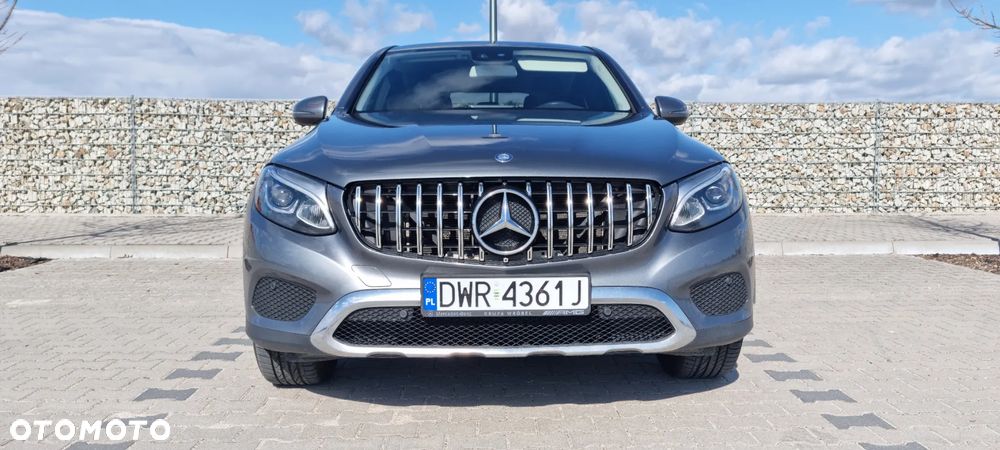 Mercedes-Benz GLC - 22