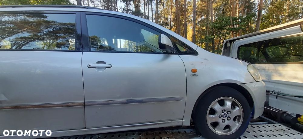 Toyota Avensis Verso 1 clm20l Lakier 1c0  Maska błotnik drzwi  Reflektor lampa przód tył - 23