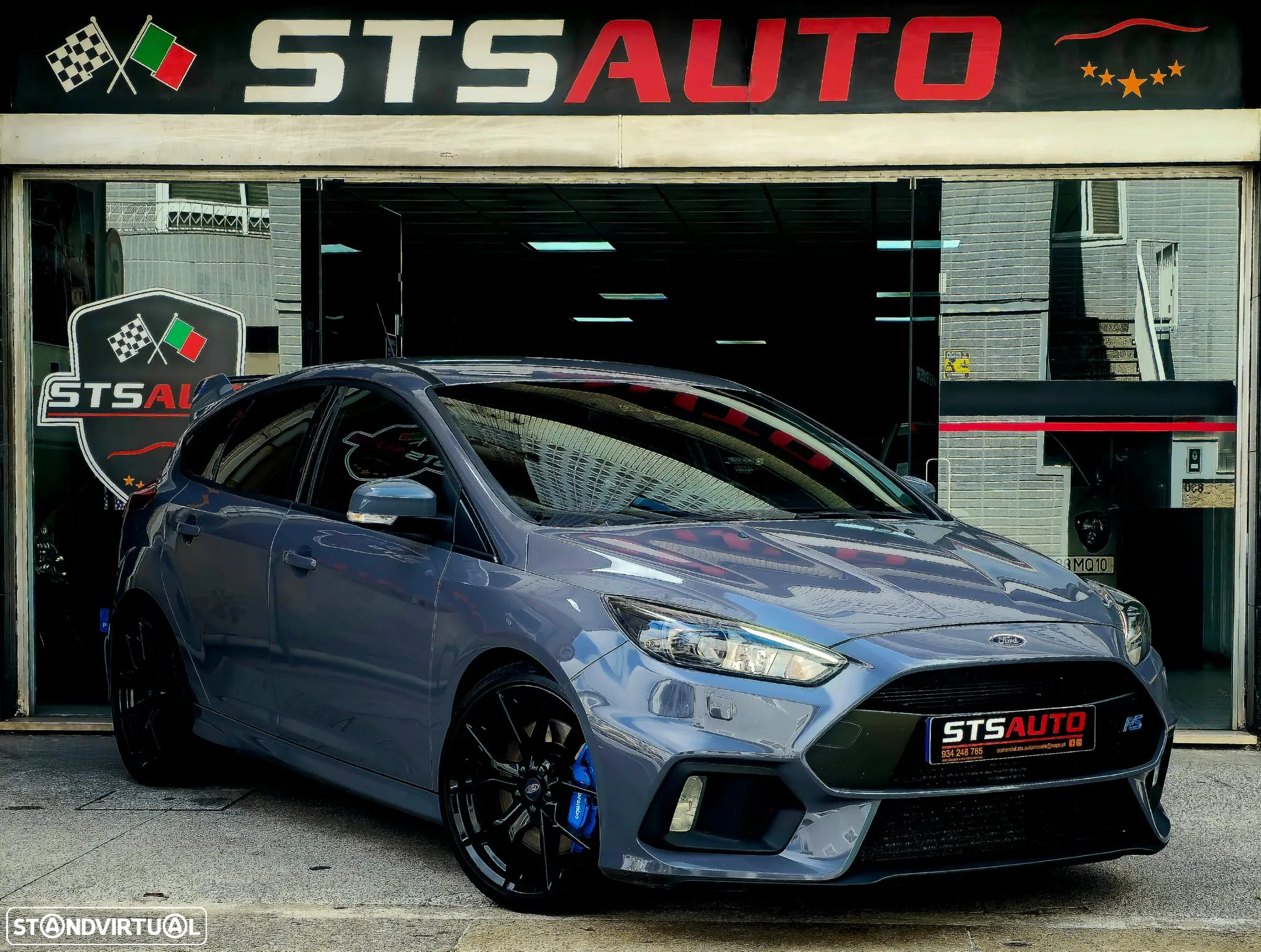 Ford Focus 2.3 EcoBoost RS - 11