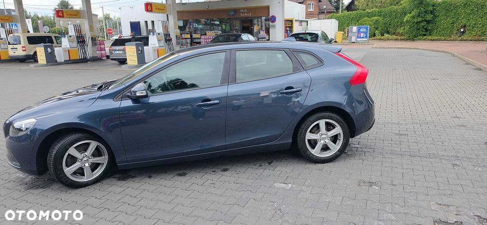 Volvo V40 - 8