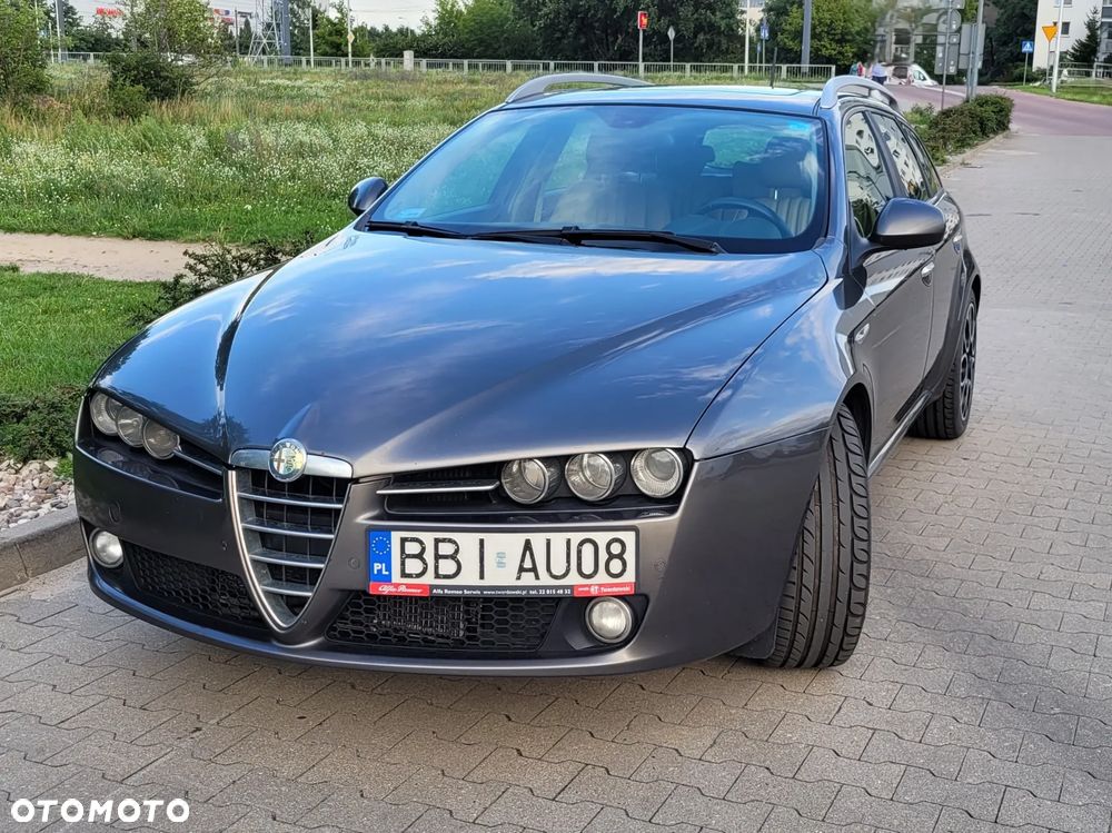 Alfa Romeo 159 Sportwagon ver-159-2-4jtdm-q4-distinctive - 1