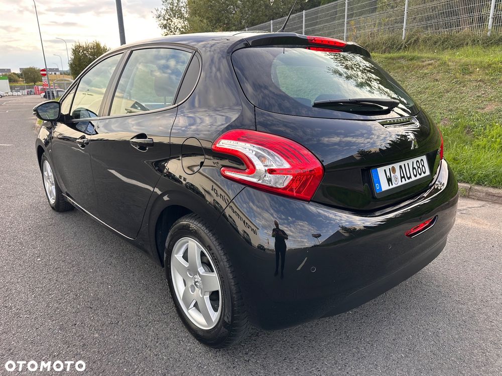 Peugeot 208 82 VTI Allure - 8