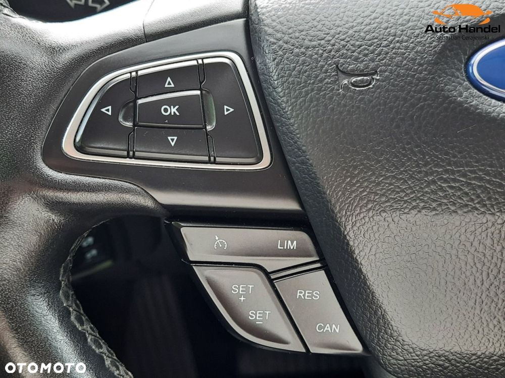 Ford Focus 1.5 EcoBoost STart-Stopp-System TITANIUM - 24