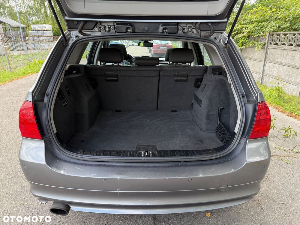 BMW Seria 3 - 18